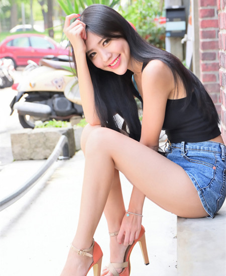 夏天发型女 2025夏天流行发型