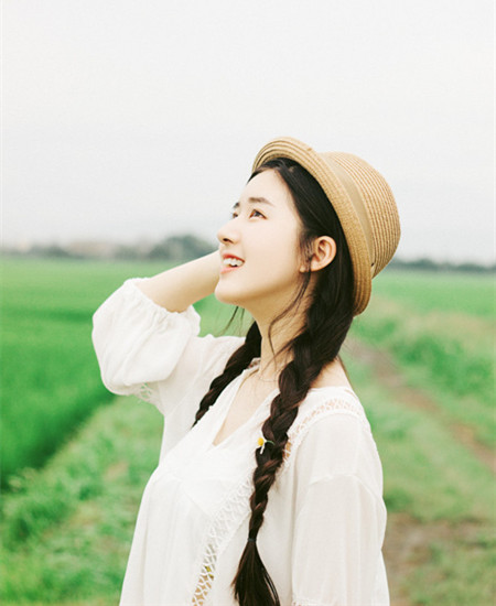 女生扎什么头发好看 女生扎发型图片