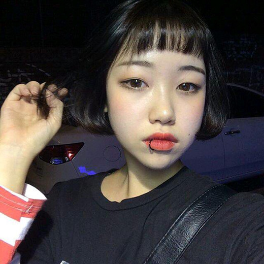 俏皮短发2025 俏皮短发发型