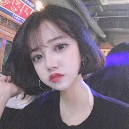 瓜子脸短发女 2025瓜子脸短发型