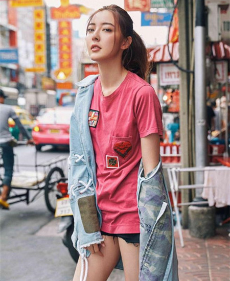 夏天头发怎么扎凉快 夏季发型女生2025扎法