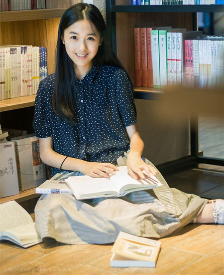 夏季中长发发型 2025夏季发型女