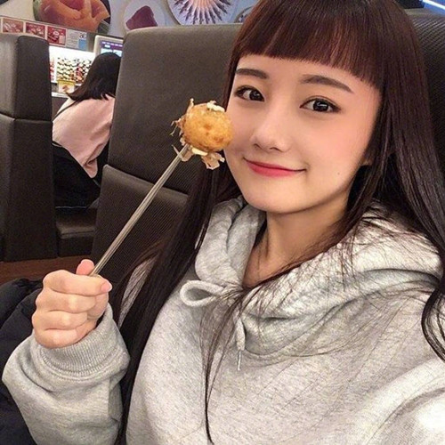2025中长发发型图片欣赏 2025中长发最新发型女