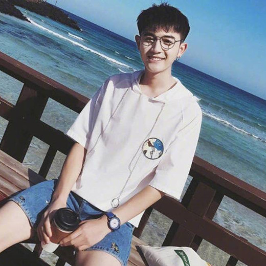 2025男生发型短发铲两边 2025男生发型学生