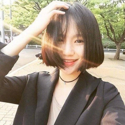2025圆脸女生流行发型短发 圆脸短发发型图片2025女
