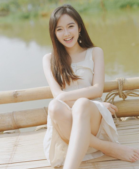 中长发女生发型图片 女生中长发型