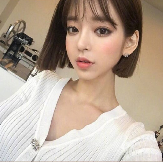2025潮流发型女 2025潮流短发女