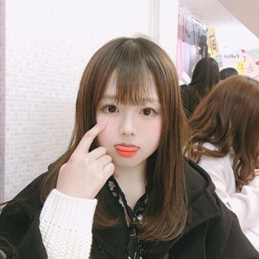 脸圆的女生适合什么发型 女生圆脸适合什么发型