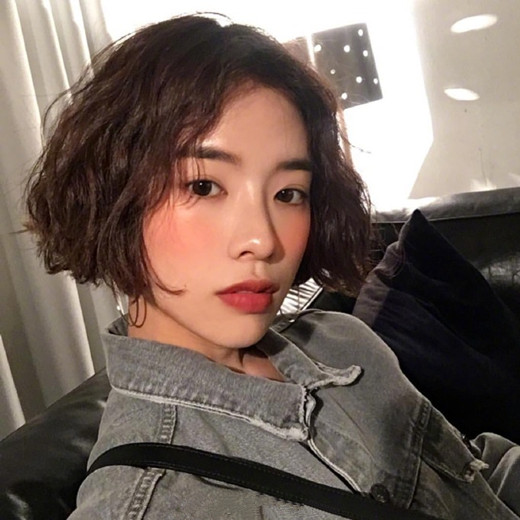 短头发发型图片女2025 短头发图片