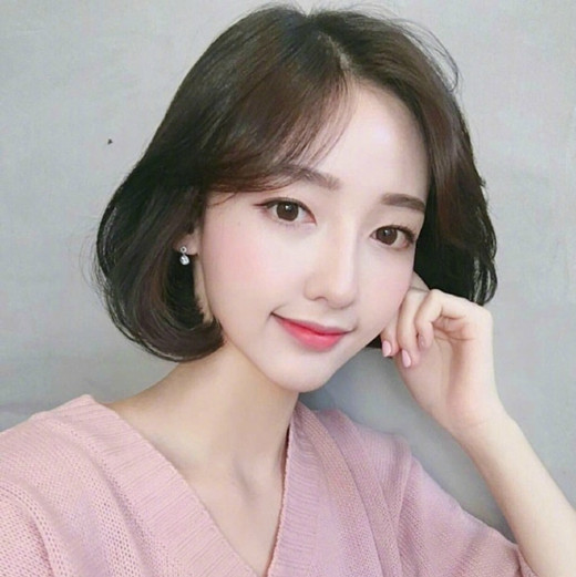 2025短发发型图片女 2025短发发型女