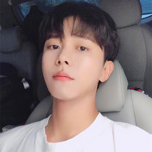 2025夏季发型男 2025夏天发型男短发