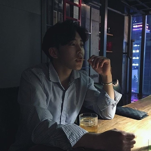 2025年发型男 男生短发图片