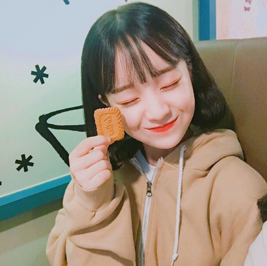 17年短发发型图片 女生2025短发发型
