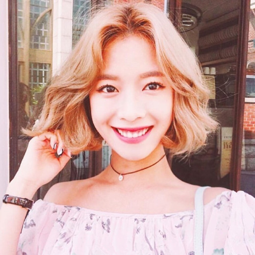 减龄短发发型女 减龄短发2025图片韩