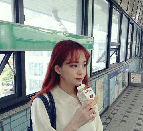 女生个性发色 2025潮流发型女颜色
