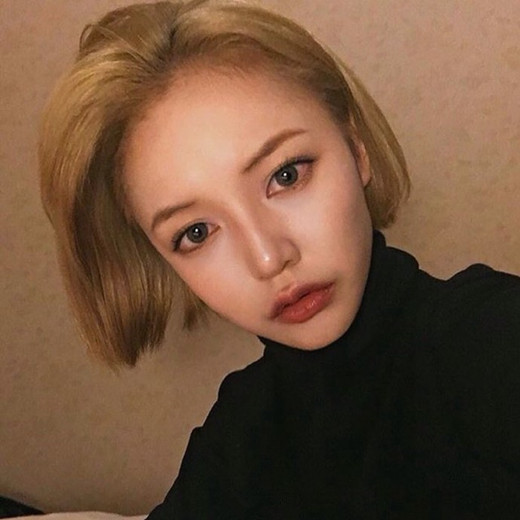 2025韩国短发流行发色 短发发色2025女