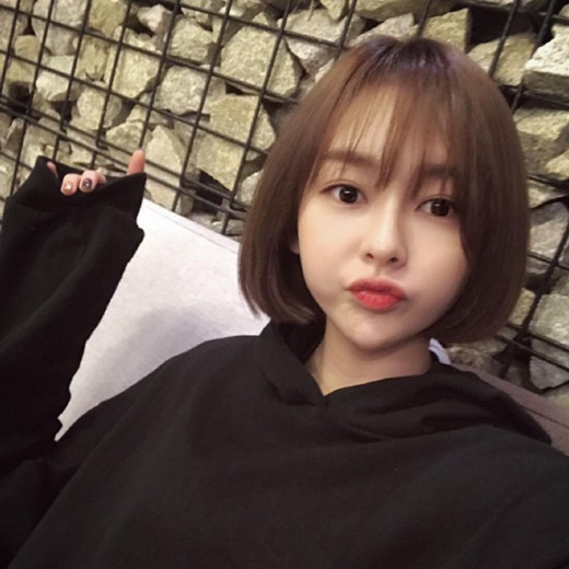 短发发型2025潮女图片 短发发型2025女