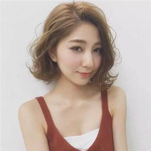 外翻短发发型图片 外翻短发图片