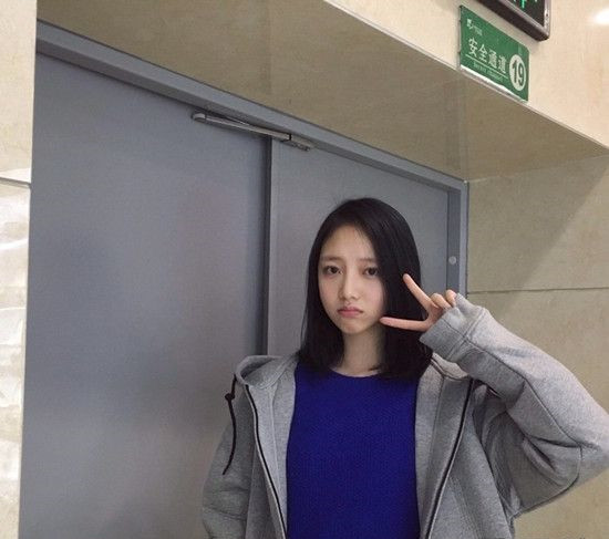 女生流行的发型 女生流行发型图片2025