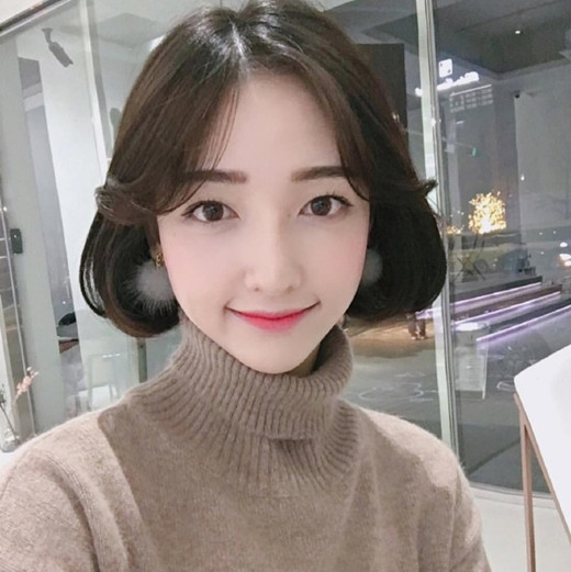 2025短发烫发最新发型女 2025短发烫发图片