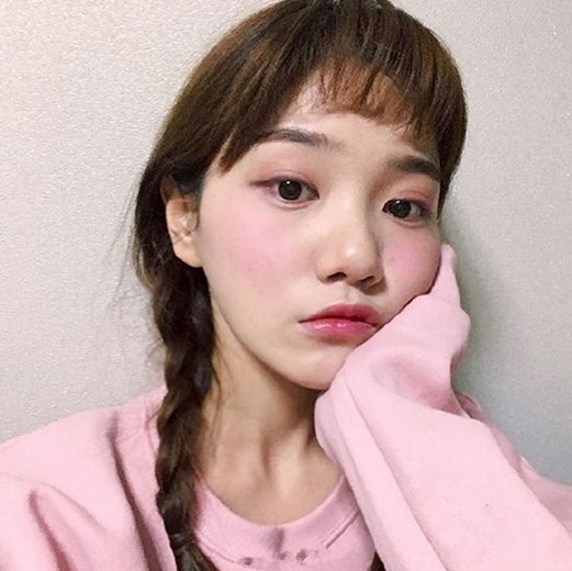 二次元发型女 二次元发型图片