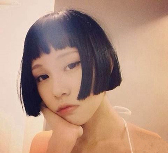 二次元短发女生图片 二次元短发发型真人