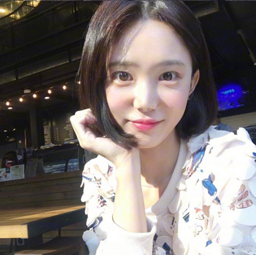 2025短发造型女 2025短发造型图片欣赏