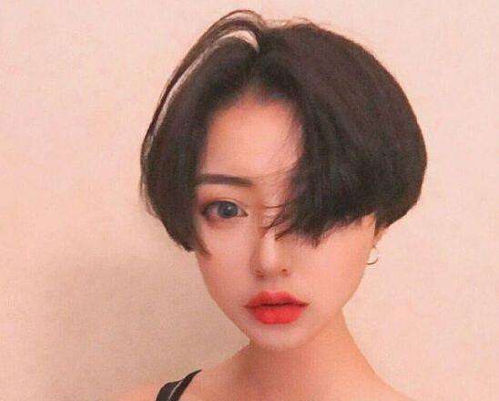 2025短发造型女 2025短发造型图片欣赏