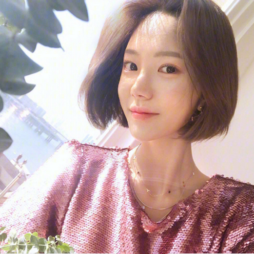 发量多的女生适合什么发型 发量多适合什么发型