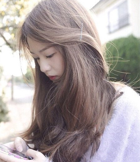 2025烫发发型女 2025女生烫发发型