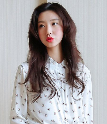 2025烫发发型女 2025女生烫发发型