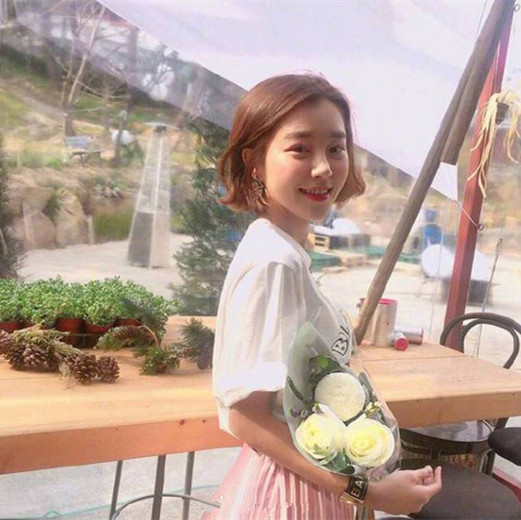 2025女生短发图片 2025短发发型女