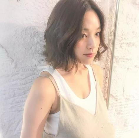 2025烫发图片欣赏 烫发2025最新发型女
