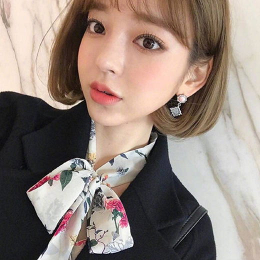 烫发短发型图片女蓬松 烫发短发发型图片2025