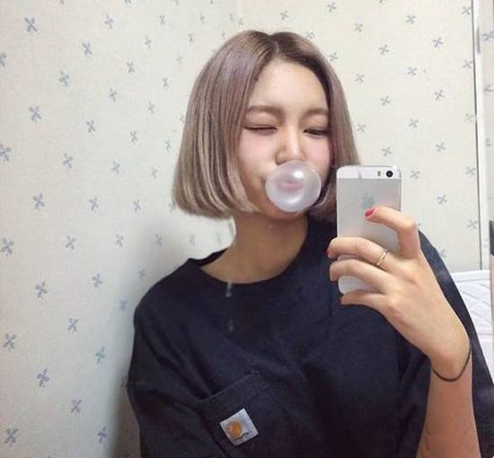 流行发型女 女生流行发型图片2025