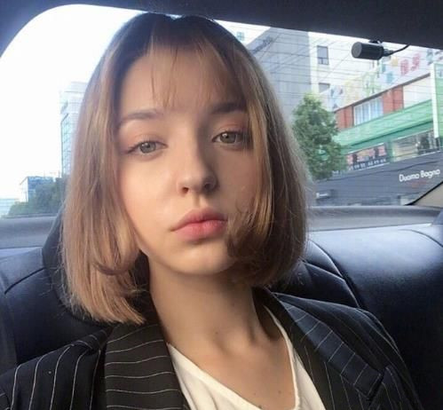 时尚短发女 时尚短发发型图片2025女