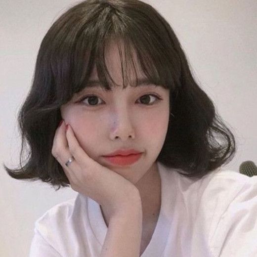 2025年短发烫发图片 2025年短发烫发型图片女