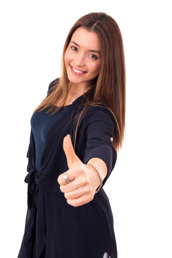 什么样的发型显脸小 年前换发型你需要知道这些小tips