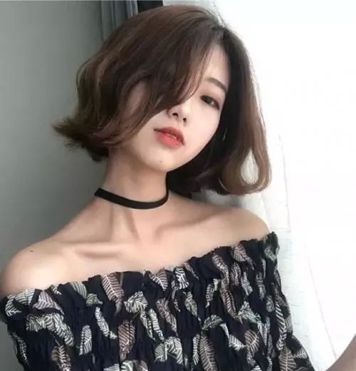 好看不夸张的短发推荐