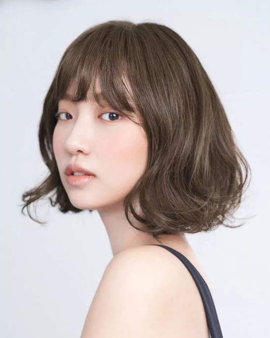 好看清爽的女生短发图
