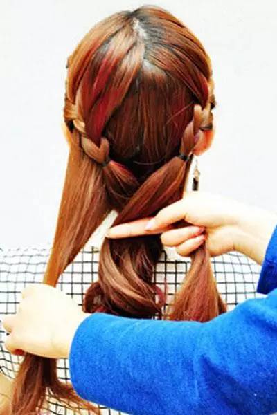 30岁女人适合扎什么发型