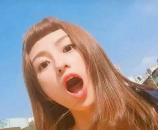 二次元刘海配什么发型