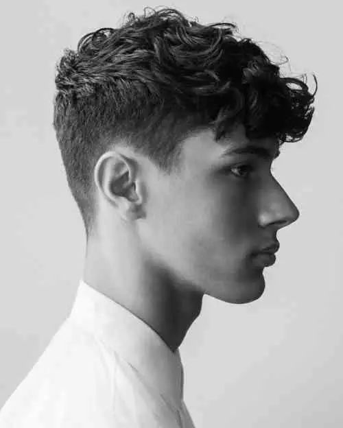 undercut 发型 男生秋冬发型图片
