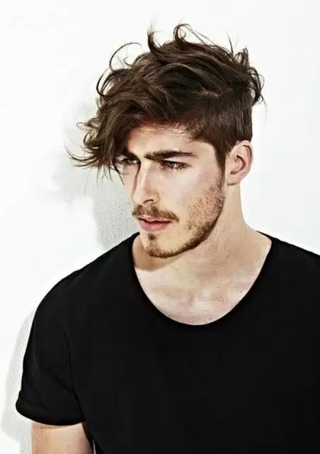 undercut 发型 男生秋冬发型图片