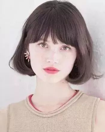 2024最火发型女