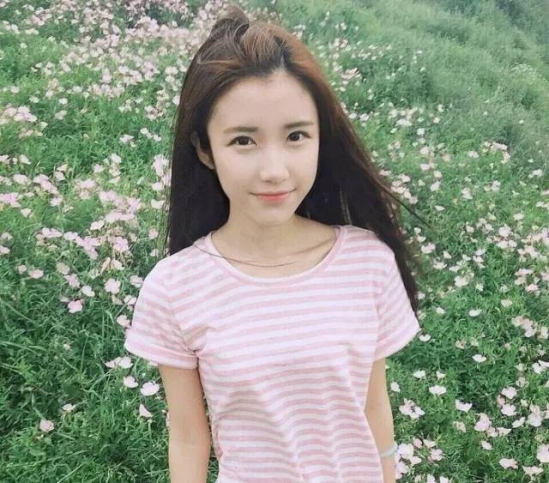 低发际线女生发型