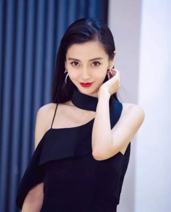 低发际线女生发型