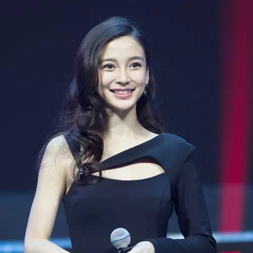 女生什么发型显脸瘦