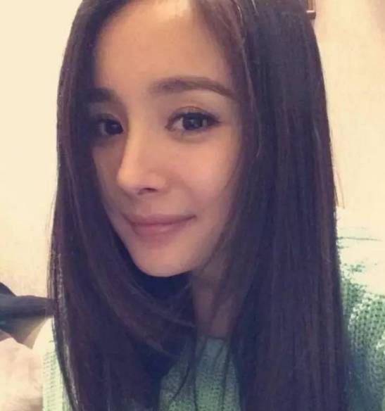 流行发型2024女中长发
