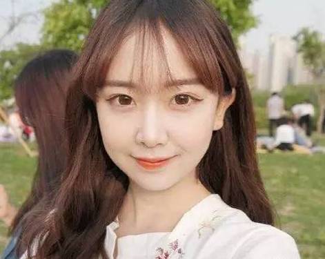 2025流行发型女